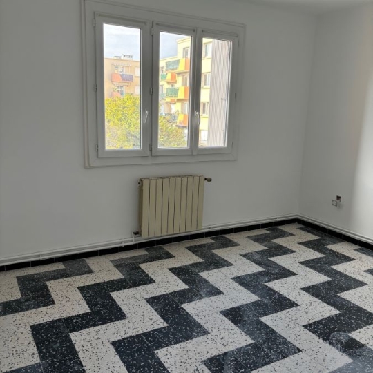  Annonces MANDUEL : Appartement | NIMES (30900) | 67 m2 | 732 € 