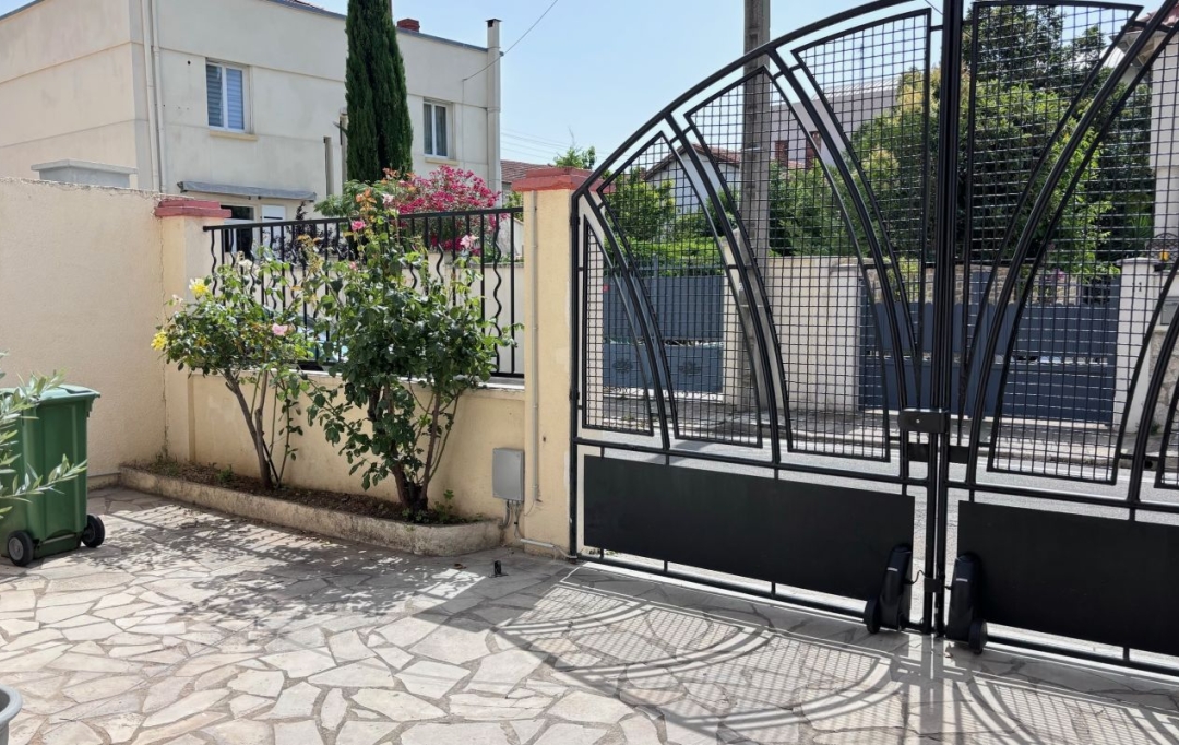 Annonces MANDUEL : Maison / Villa | NIMES (30000) | 145 m2 | 1 581 € 