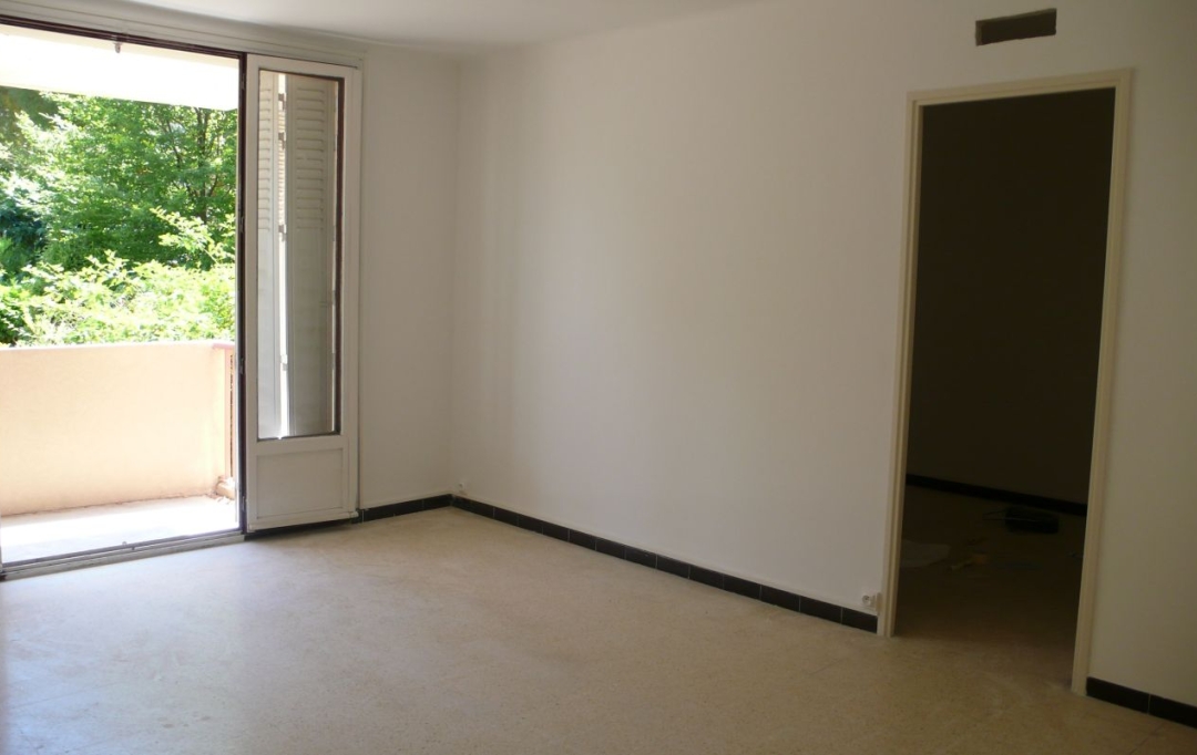 Annonces MANDUEL : Appartement | NIMES (30900) | 53 m2 | 619 € 