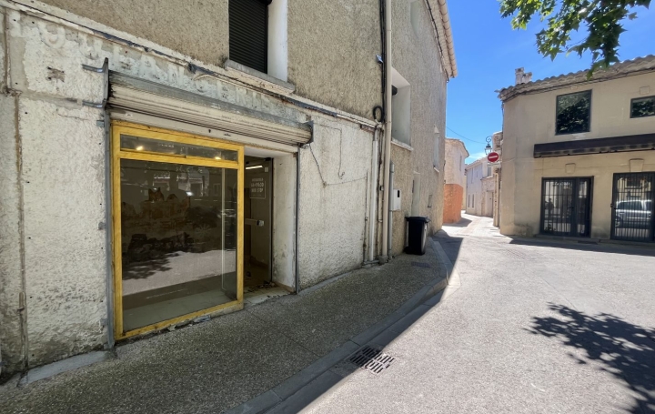 Local commercial   MILHAUD  75 m2 79 000 € 