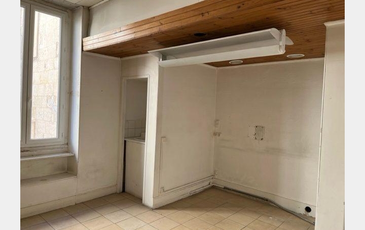 Appartement P2   NIMES  48 m2 85 000 € 